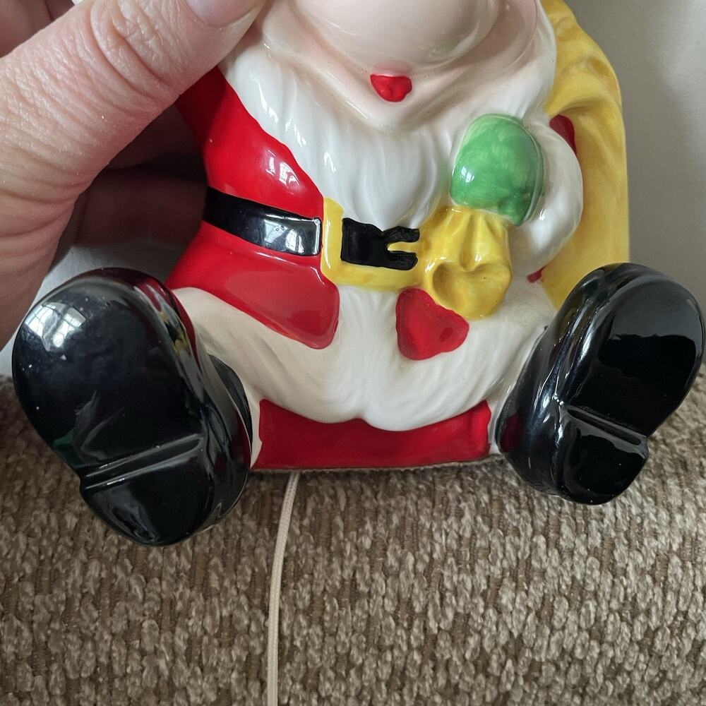 Vintage Musical Ceramic Mickey Mouse Santa Wall Hanging Figurine Disney Japan - Picture 10 of 10